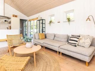 6 person holiday home in Øster Assels-By Traum - 1