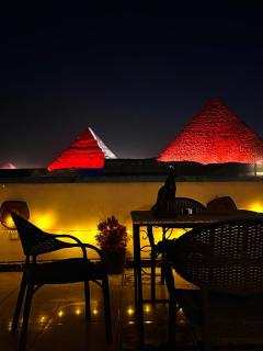 Horus pyramids view - 0