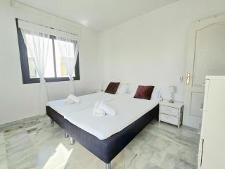 Sunny Dream House by Lica Homes - 1