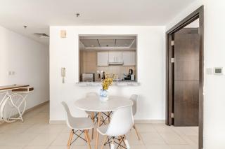 Marina and JBR Dubai Eye view spacious luxury apt - 5