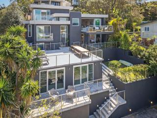 B by the SEA - by Coast Hosting - 8