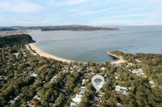 Gemburra By Coast Hosting - 0