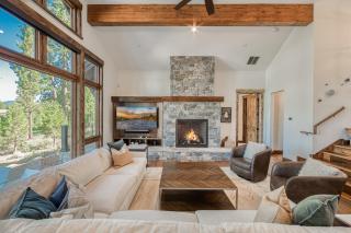 Rising Sun Retreat at Schaffer's Mill by Tahoe Getaways - Luxury Pet Friendly w Air Conditioning - 3