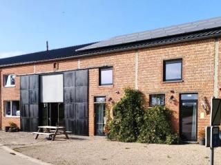 Holiday home with garden and roofed terrace - 0
