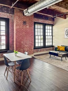 Stylish Industrial Loft in Downtown - 0