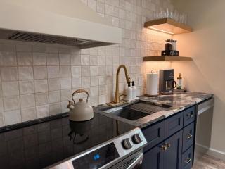 Romantic Mountainside Cozy Cabin Poconos - 1