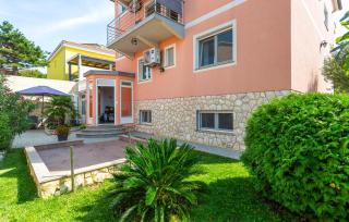 1 Bedroom Gorgeous Apartment In Crikvenica - 1