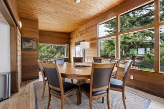 Spectacular Bolinas Oceanfront Retreat - 3