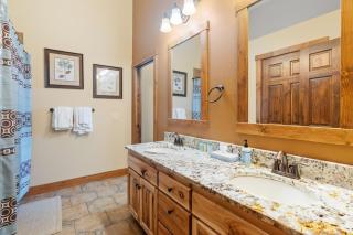 Sleep 13-big Sandy Lodge V10-lakefront-luxury - 4