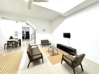 Salak Lestari Homestay Klia Klia2 - 0