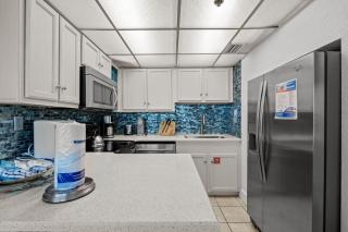 Sunbird low Floor 2BR! Free Beach Chair Service! - 1