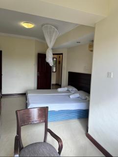 Sunrise Apartments - 6
