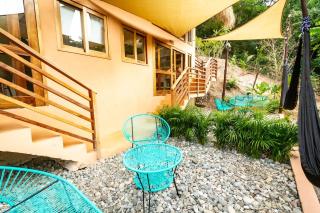 2 Bedroom Loft, Kitchen, Garden - 2