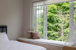 White Wood Family Villa, 5 Kingbeds, 12 mins airport - 3