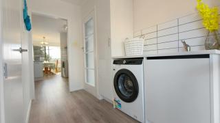 Cozy 3-Bed Home with Backyard near LynnMall - 9