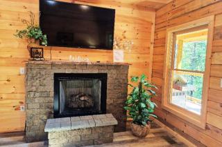 Misty Mountain View - 2 bedroom cabin - 6