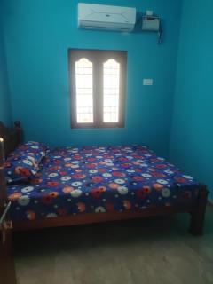 Uthresh Guest House - 2