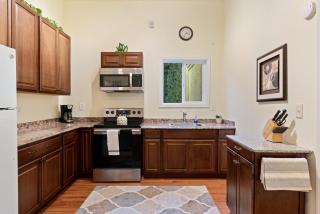 Ideal Getaway Near Lake Washington & Seattle - 7