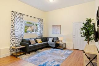 Ideal Getaway Near Lake Washington & Seattle - 5