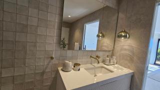 Cielo Flaxton, Newly Renovated Luxury Accommodation with Ocean and Iconic Views - 4