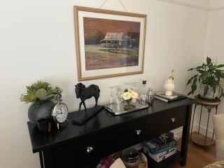 A Warm,Thoughtfully Styled Country Cottage - 5