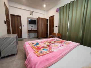 LA Atharva - Curated by Sukhdev - 3