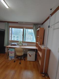 White House in Seoul Female only room Shared bathroom with up to 3 other female travellers - 7