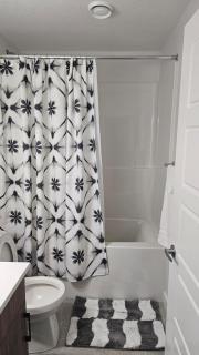 Welcome to Snug Spot - Cozy Studio in The Greens - 2