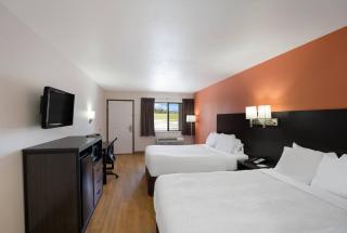 Quality Inn & Suites Junction - 2