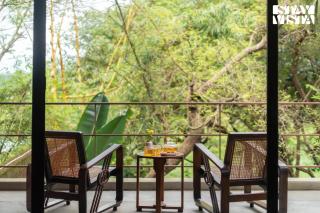 StayVista at Moira by the River with Bonfire, BBQ - 6