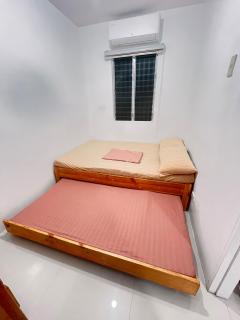 Motorists Transient House - 9