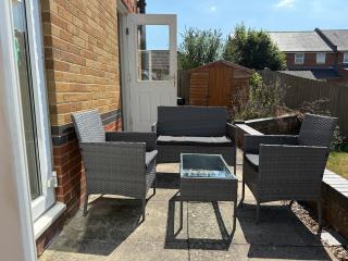 Semi-Detached 3BR House in Ashford with Spacious Driveway in Secure Neighbourhood - 9