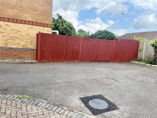 Semi-Detached Holiday Home in Ashford with Spacious Parking in Secure Neighbourhood - 2