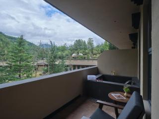 Jiuzhaigou Valley Scenic and Historic Interest Area Stargazing · Vacilando Resort - 2