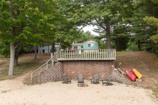 Rennie Lake Hideaway Cottage - 0