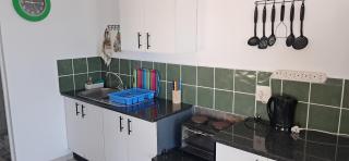 Ocean Vibes Studio Apartment - 4