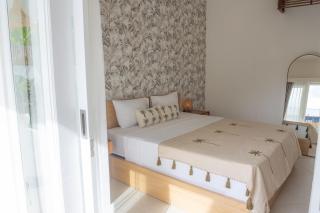 NEW 3BDR Villa - 3 Min Echo Beach - 2