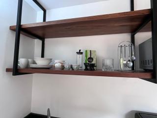 Modern minimalist studio with fast WiFi near Muyenga - 9