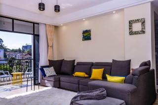 urban loft retreat apartment with fully equipped gym ,heated swimming pool, private parking and relaxing rooftop with breath taking views - 6
