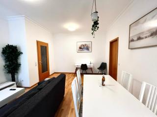 StayTime - Wildflower Suite - 8