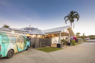 Nightelier Mission Beach - 1