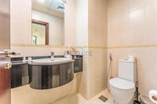 Sky-Level 2BR with Partial Marina View, Just Steps to Dubai Tram and Minutes from the Beach, Elite Residence, Dubai Marina by Deluxe Holiday Homes - 1
