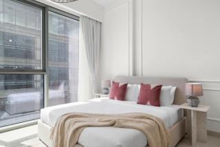 2BR with M CF7B Partial Canal View - 8