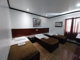 Wayfarer Pension House, Dormitory, and Fast Food - 8