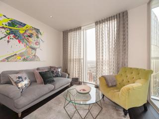 Pass the Keys Modern 2-Beds Flat with Stunning Views London - 0