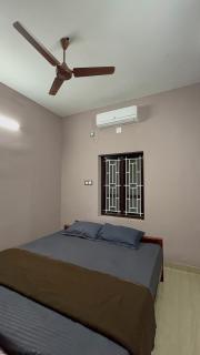 Hotel Sabareesh - 6