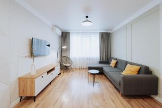 Central 2-Bed Apt Pushkin St Near SunCity - 6