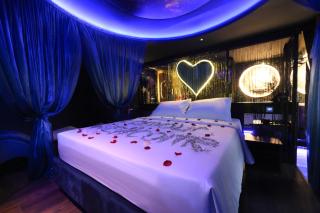 L'AMOUR Hotel - 9