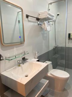 Hoàng Long Hotel - 1