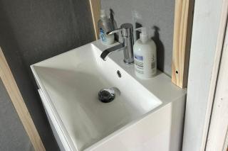 Glamping Hut - Sleeps up to 4 Hot Tub & Parking - 7
